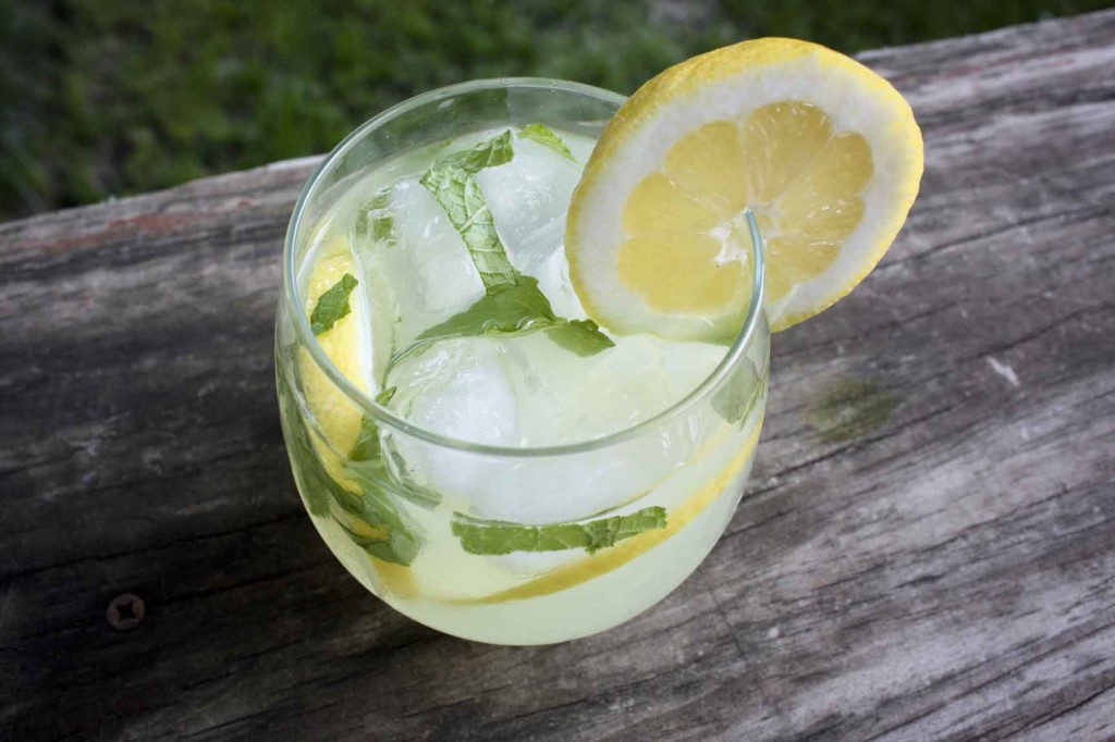 vodka-mint-lemonade