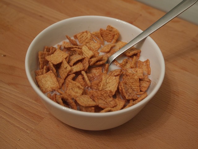 Cinnamon-Toast-Crunch-bowl